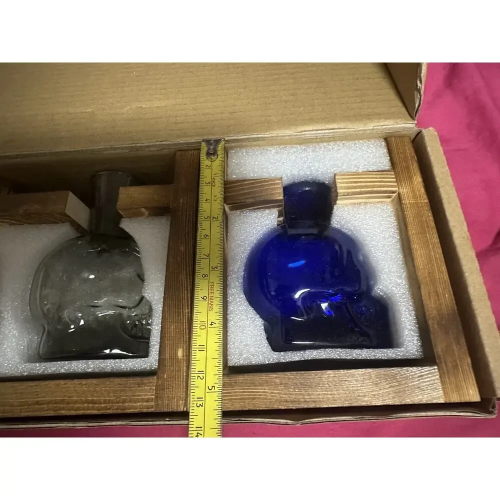 Halloween Skull Plant Terrarium Kit Glass Vases for Home Office Decor 3 Colors
